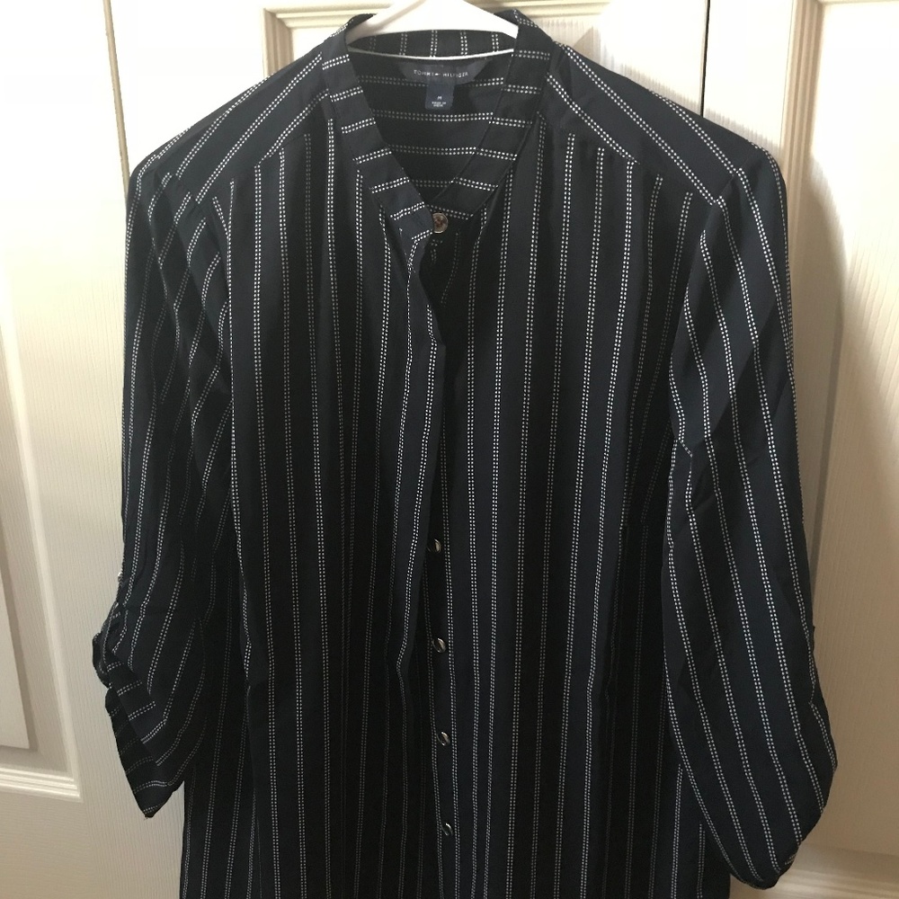 women's blue and white button up blouse